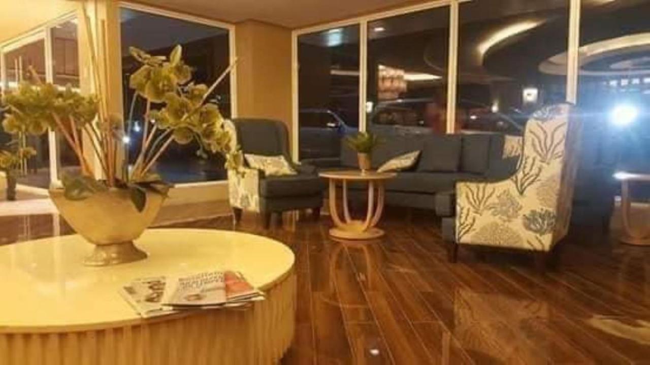 Shell Residence C4 Shortwalk Mall Of Asia Near Airport Manilla Buitenkant foto